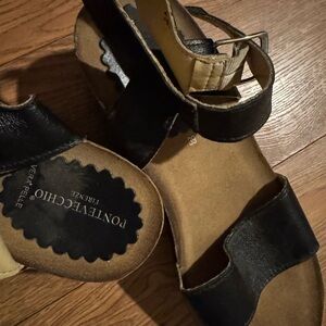 Ponte Vecchio Black Wedges